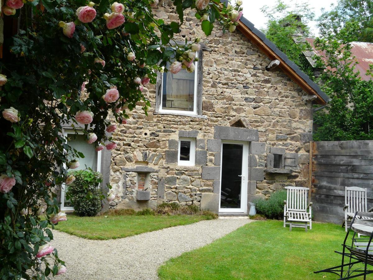 Suites De Campagne Les Eydieux, Petits Dejeuners Inclus Saint-Angel  Bagian luar foto