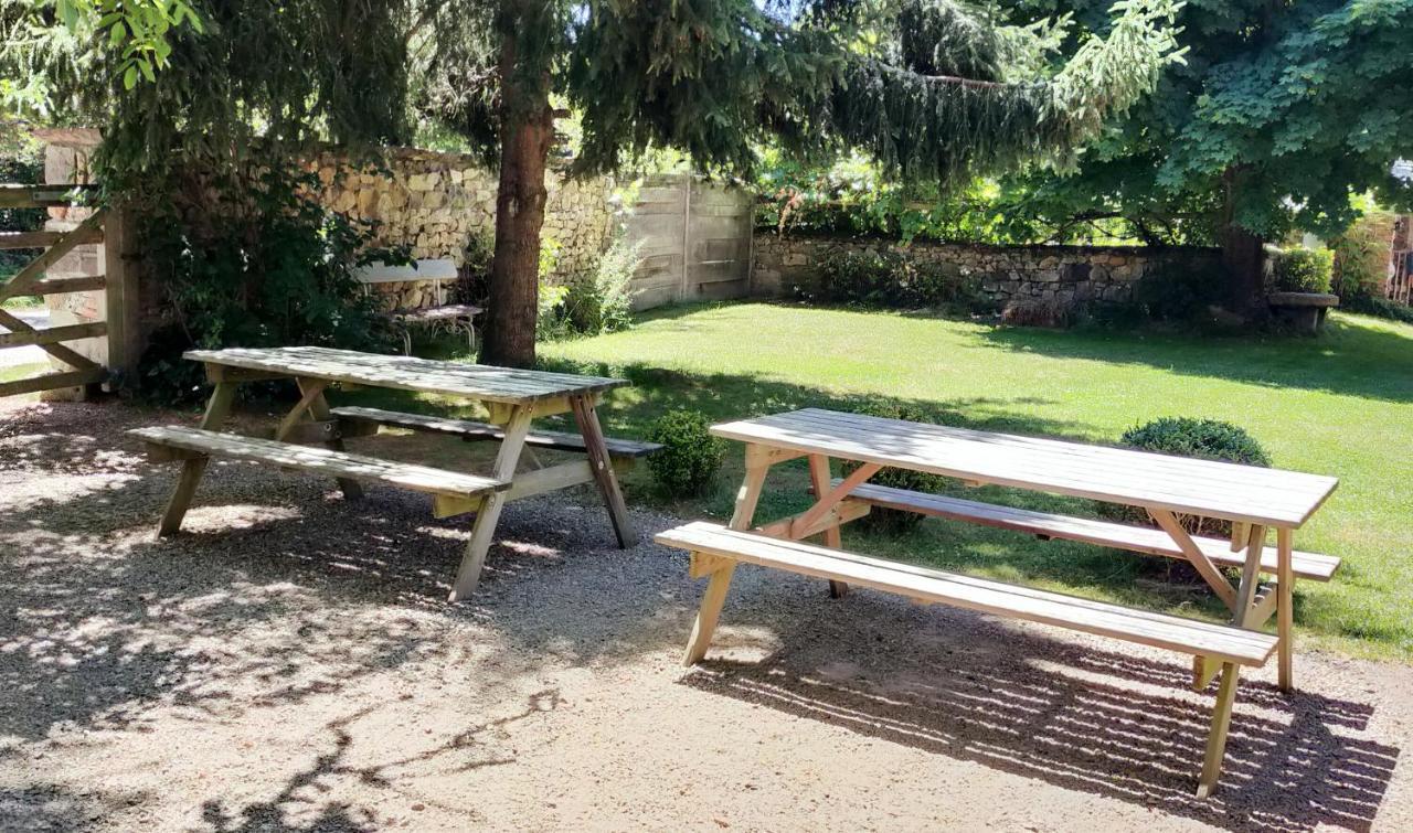 Suites De Campagne Les Eydieux, Petits Dejeuners Inclus Saint-Angel  Bagian luar foto