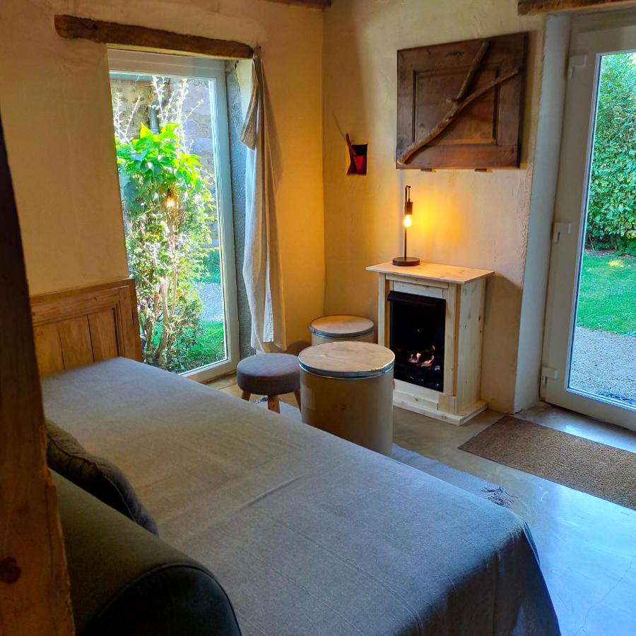 Suites De Campagne Les Eydieux, Petits Dejeuners Inclus Saint-Angel  Bagian luar foto