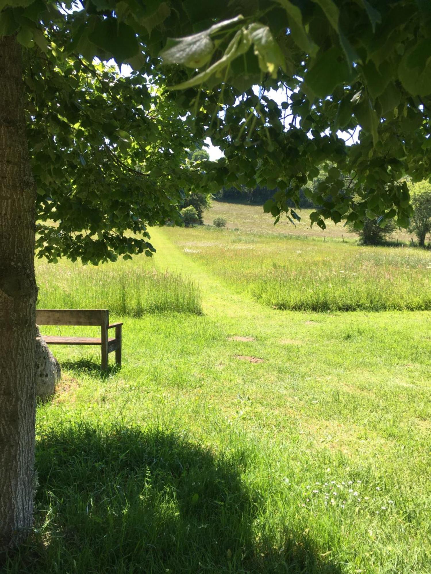 Suites De Campagne Les Eydieux, Petits Dejeuners Inclus Saint-Angel  Bagian luar foto