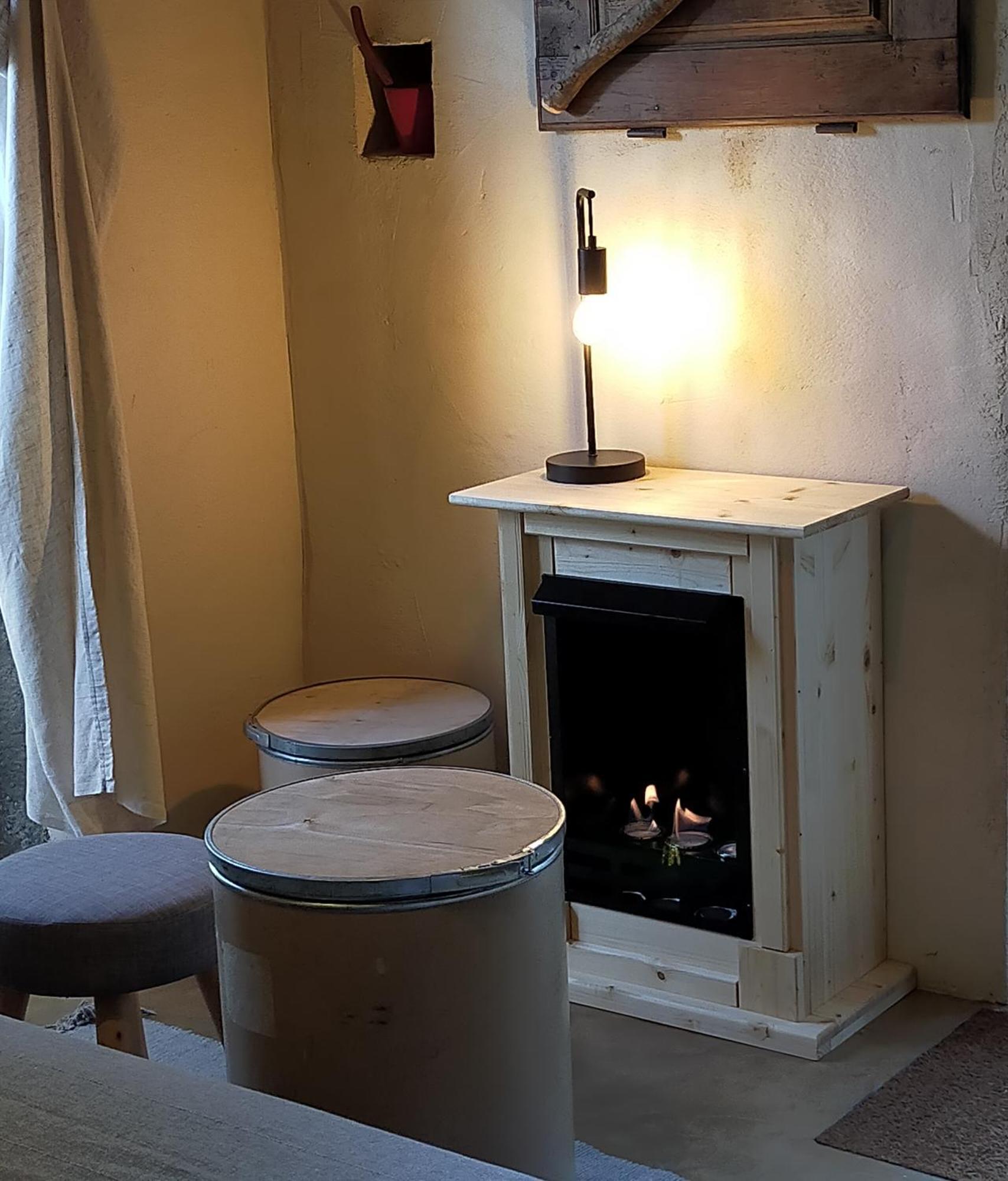 Suites De Campagne Les Eydieux, Petits Dejeuners Inclus Saint-Angel  Bagian luar foto